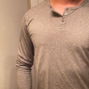 MTL Apparel long sleeved tee